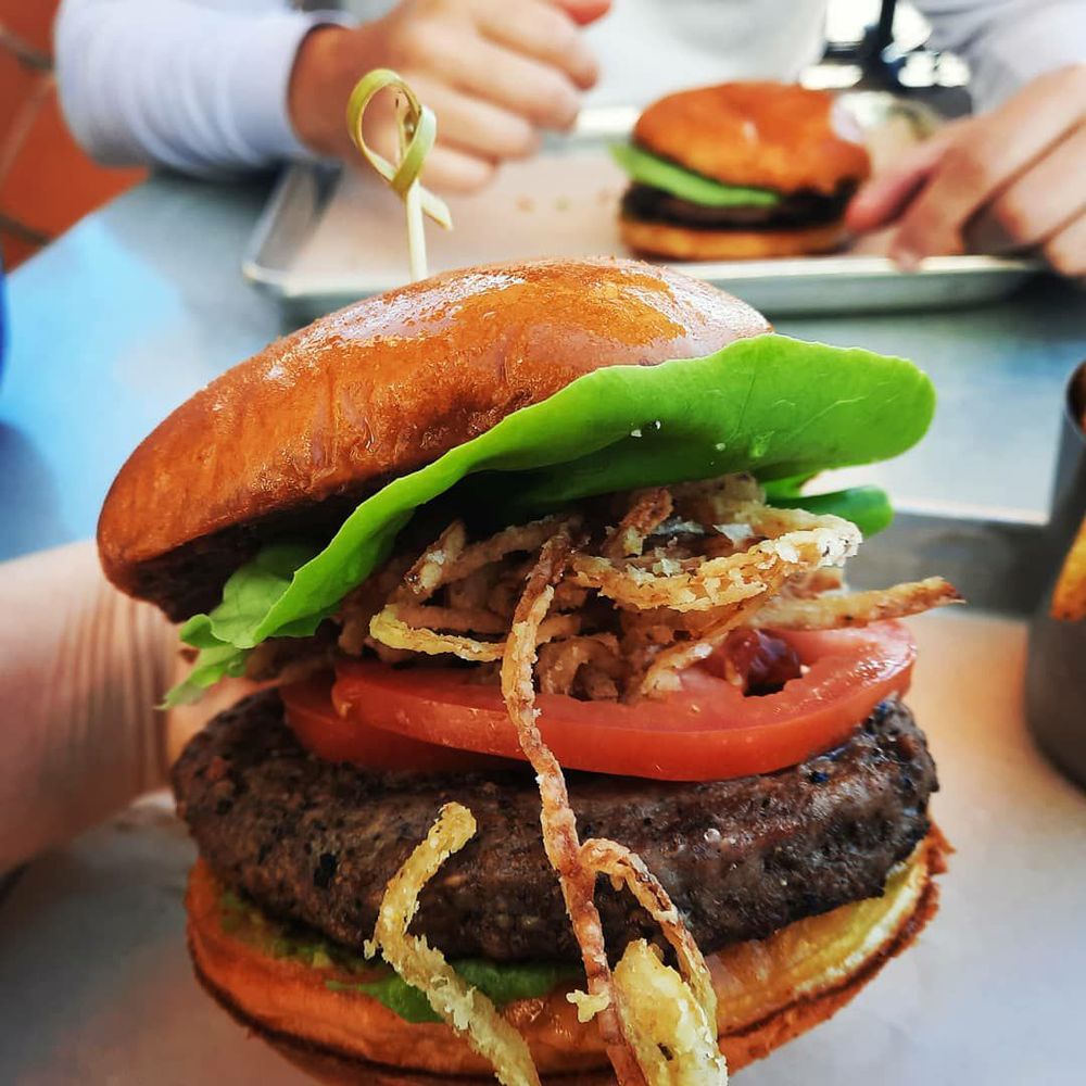 Mesa Burger – Goleta